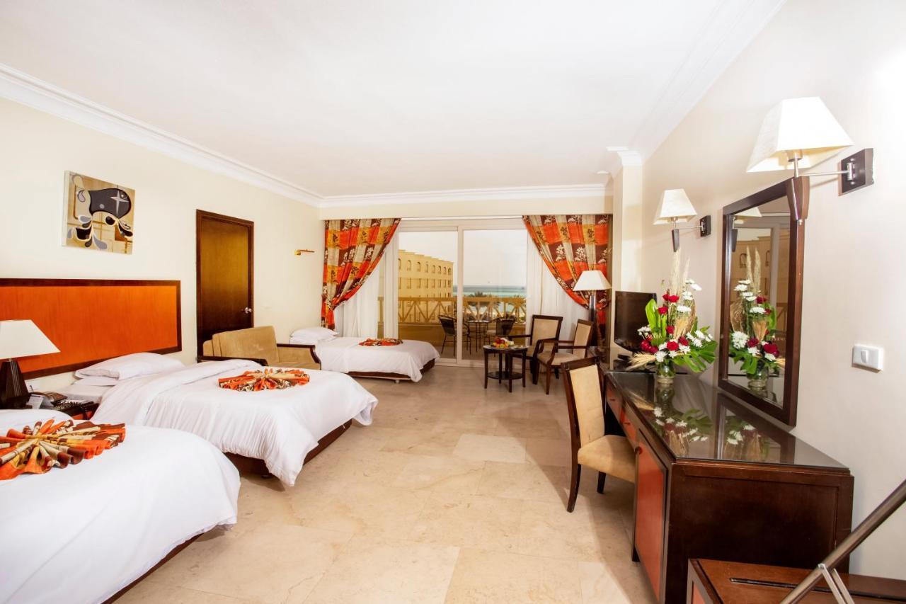 Amc Royal Hotel & Spa Hurghada Exterior photo